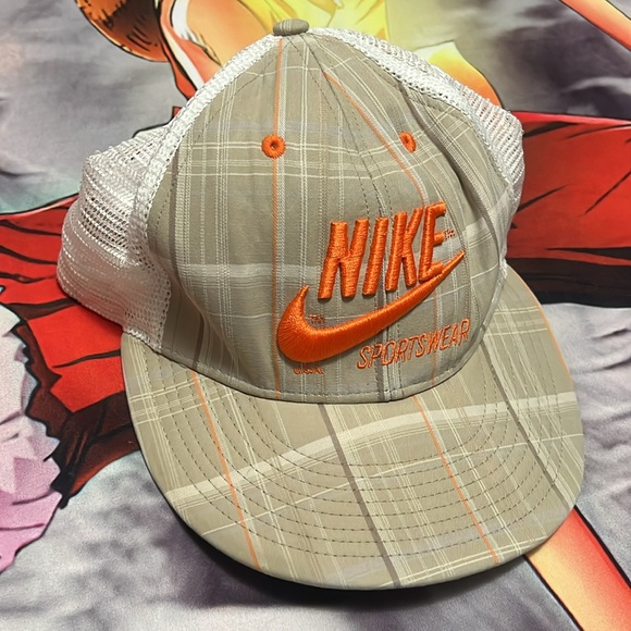 Nike Sportswear Vintage Grey Orange Adult Adjustable Hat OSFM - Picture 2 of 4